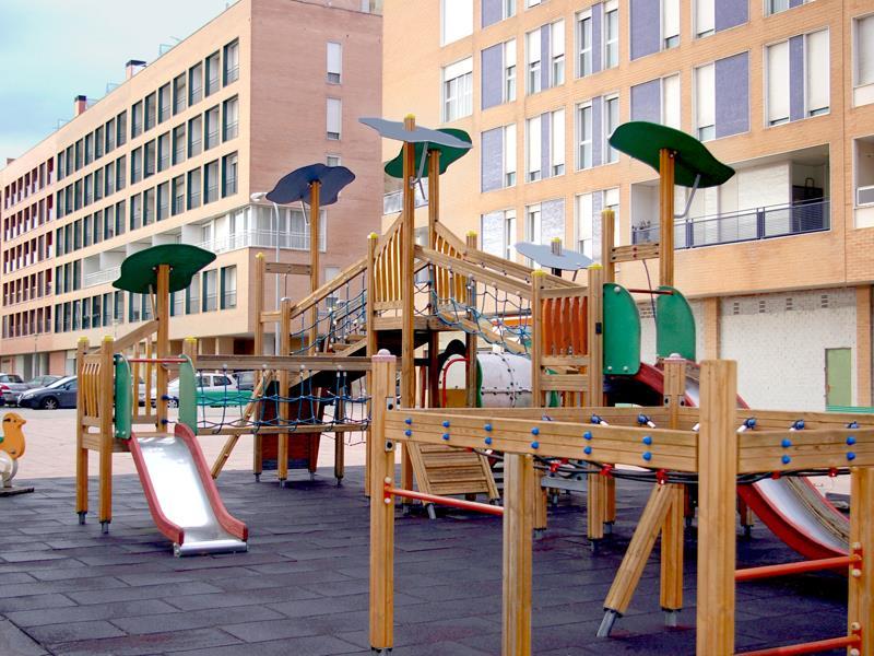 Suites Sercotel Mirasierra Pamplona Einrichtungen foto