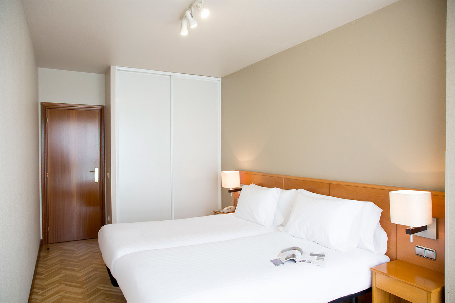 Suites Sercotel Mirasierra Pamplona Exterior foto