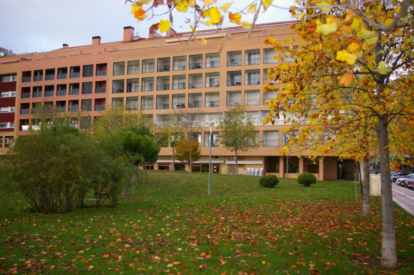 Suites Sercotel Mirasierra Pamplona Exterior foto